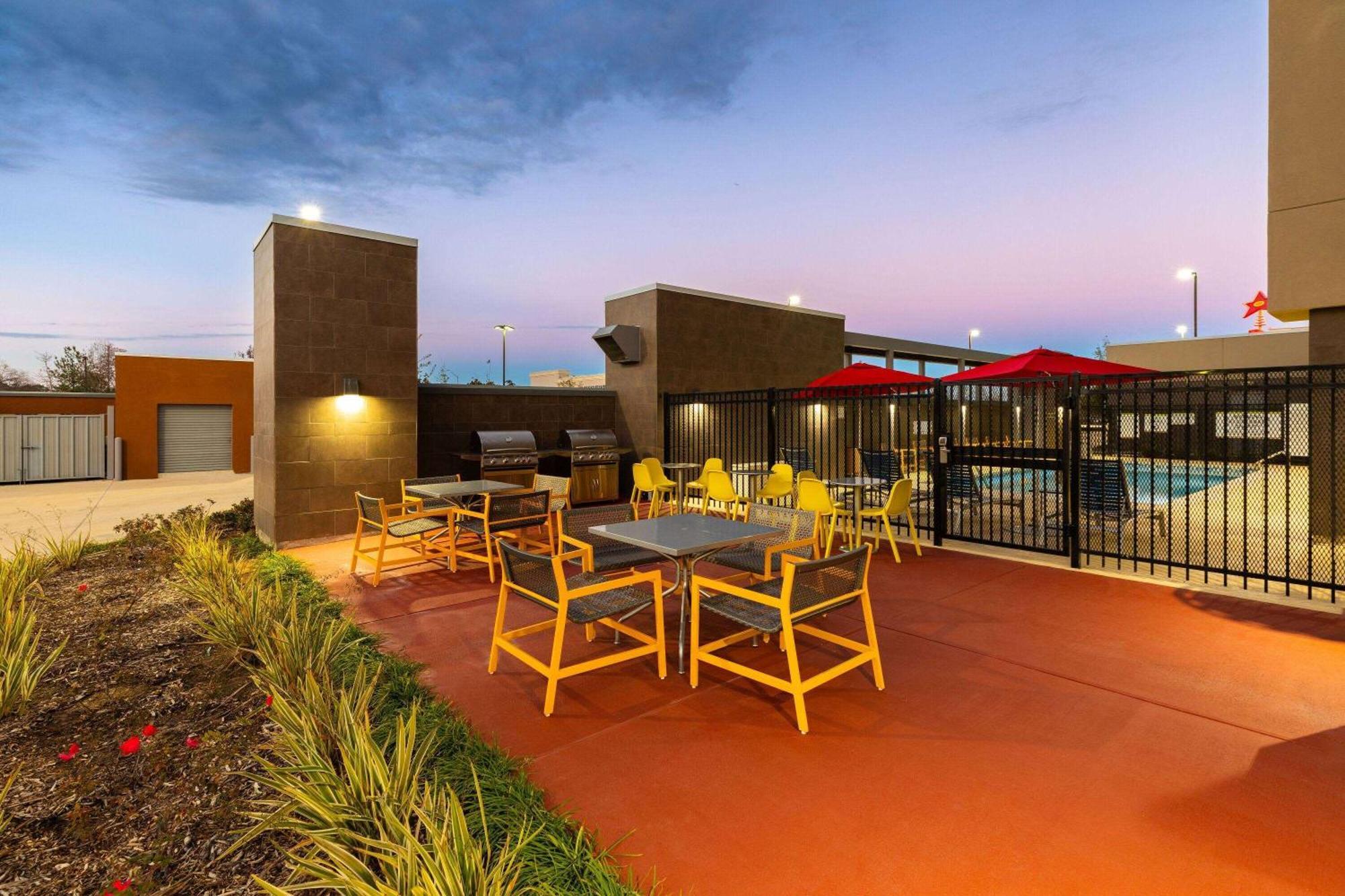 Hawthorn Extended Stay By Wyndham Kingwood Houston Zewnętrze zdjęcie